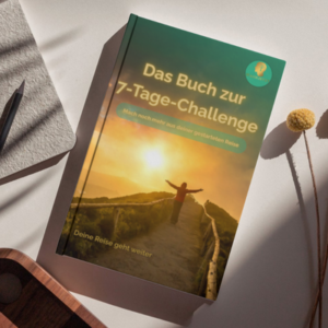 Buch zur Selbstfindung auf einem Tisch mit Deko 1FachJetzt Buch Selbstfindung